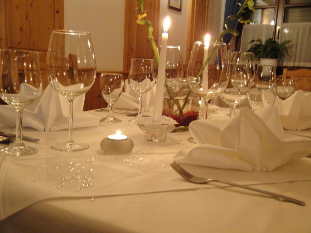 Genussgasthof & Hotel Beim Krutzler 하일리겐브런 외부 사진