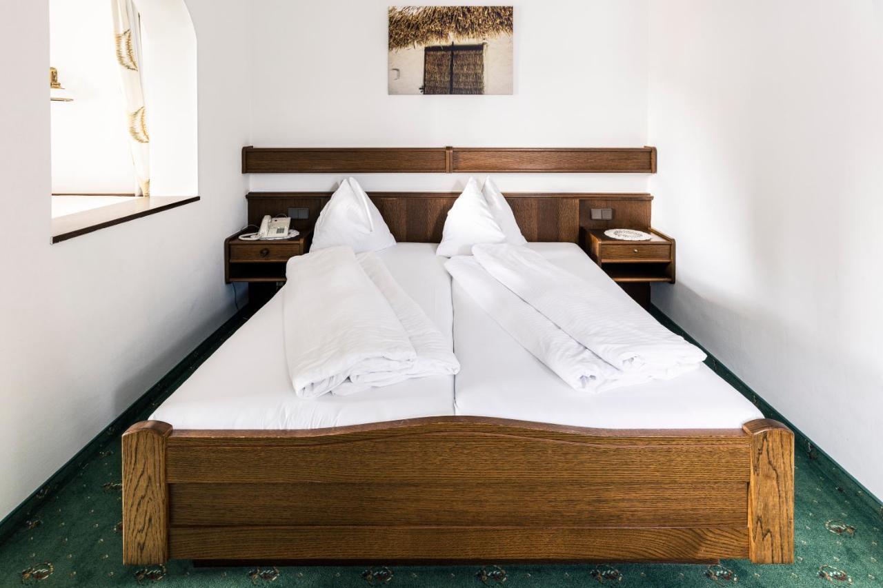 Genussgasthof & Hotel Beim Krutzler 하일리겐브런 외부 사진