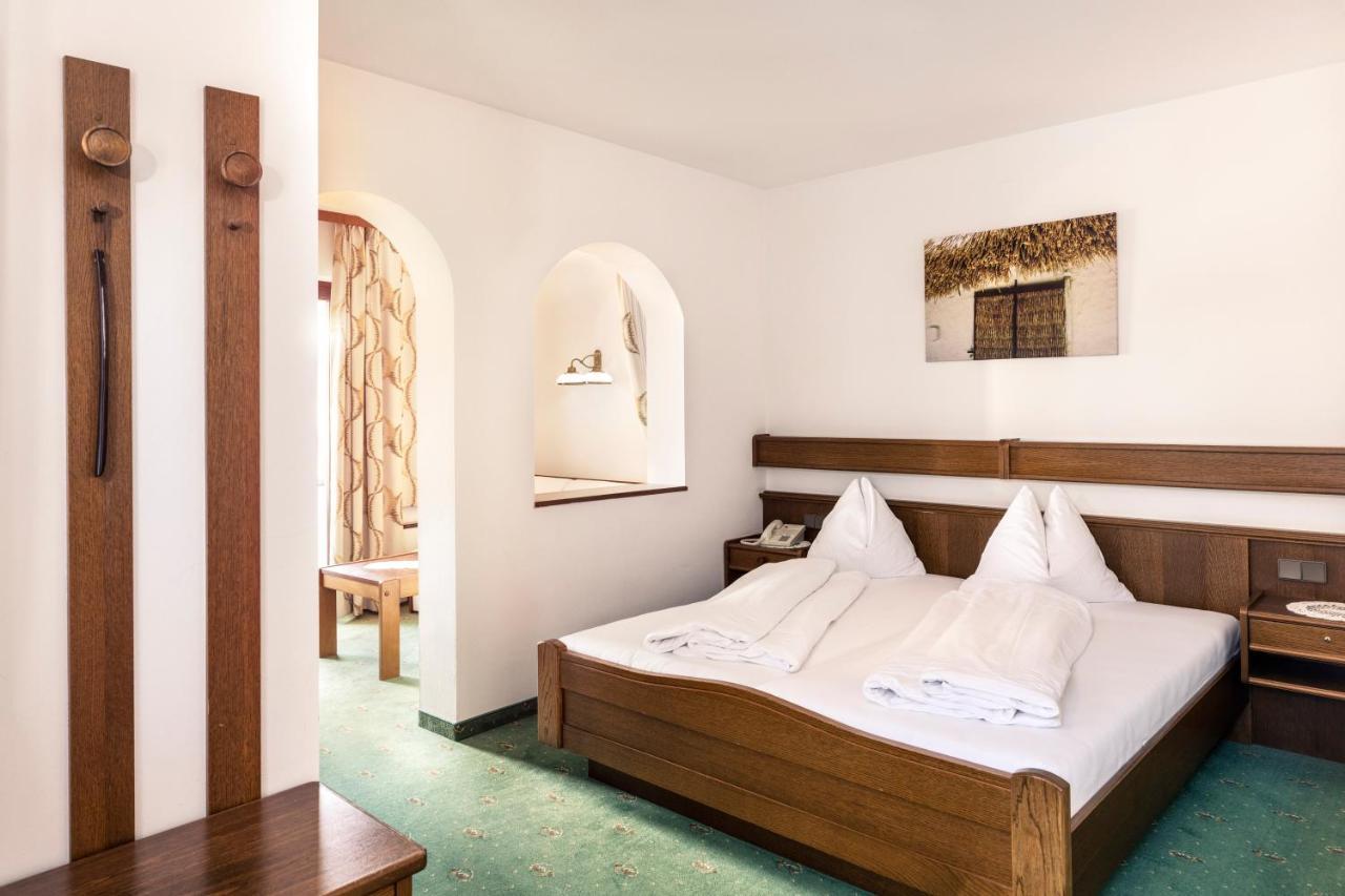 Genussgasthof & Hotel Beim Krutzler 하일리겐브런 외부 사진
