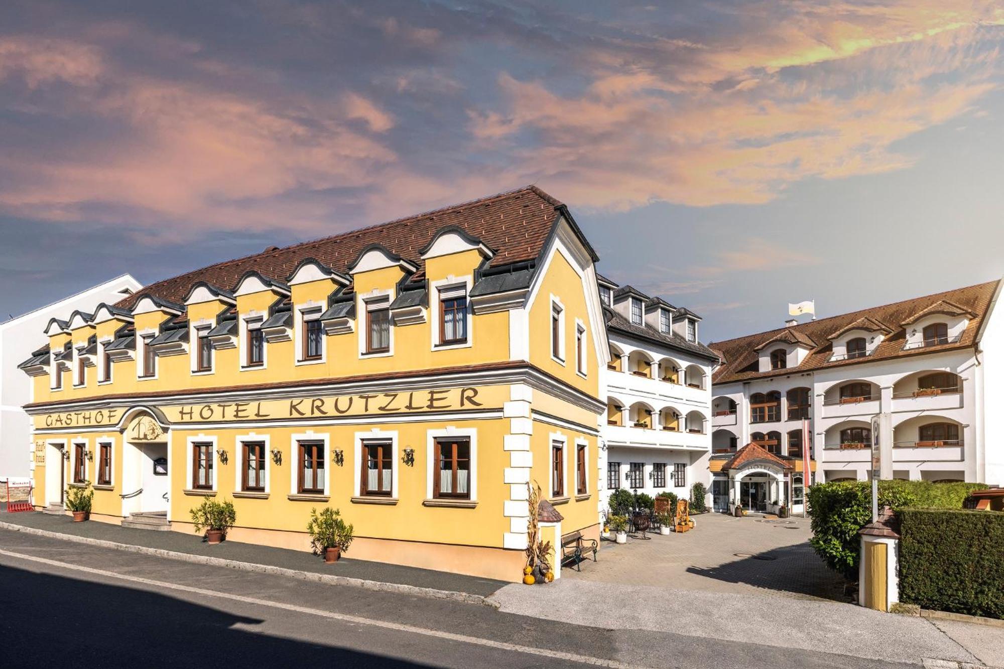 Genussgasthof & Hotel Beim Krutzler 하일리겐브런 외부 사진