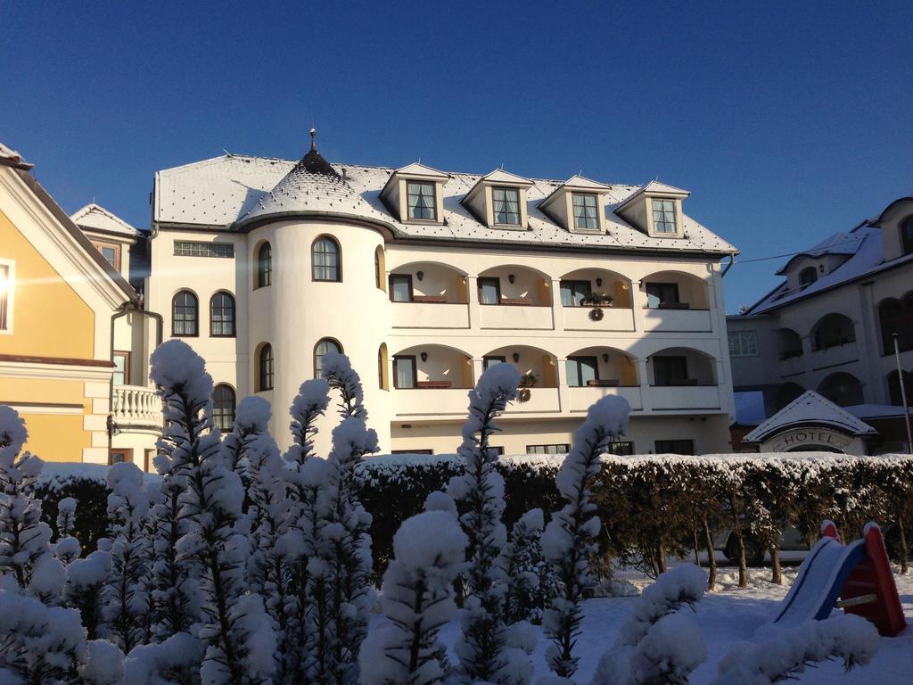 Genussgasthof & Hotel Beim Krutzler 하일리겐브런 외부 사진