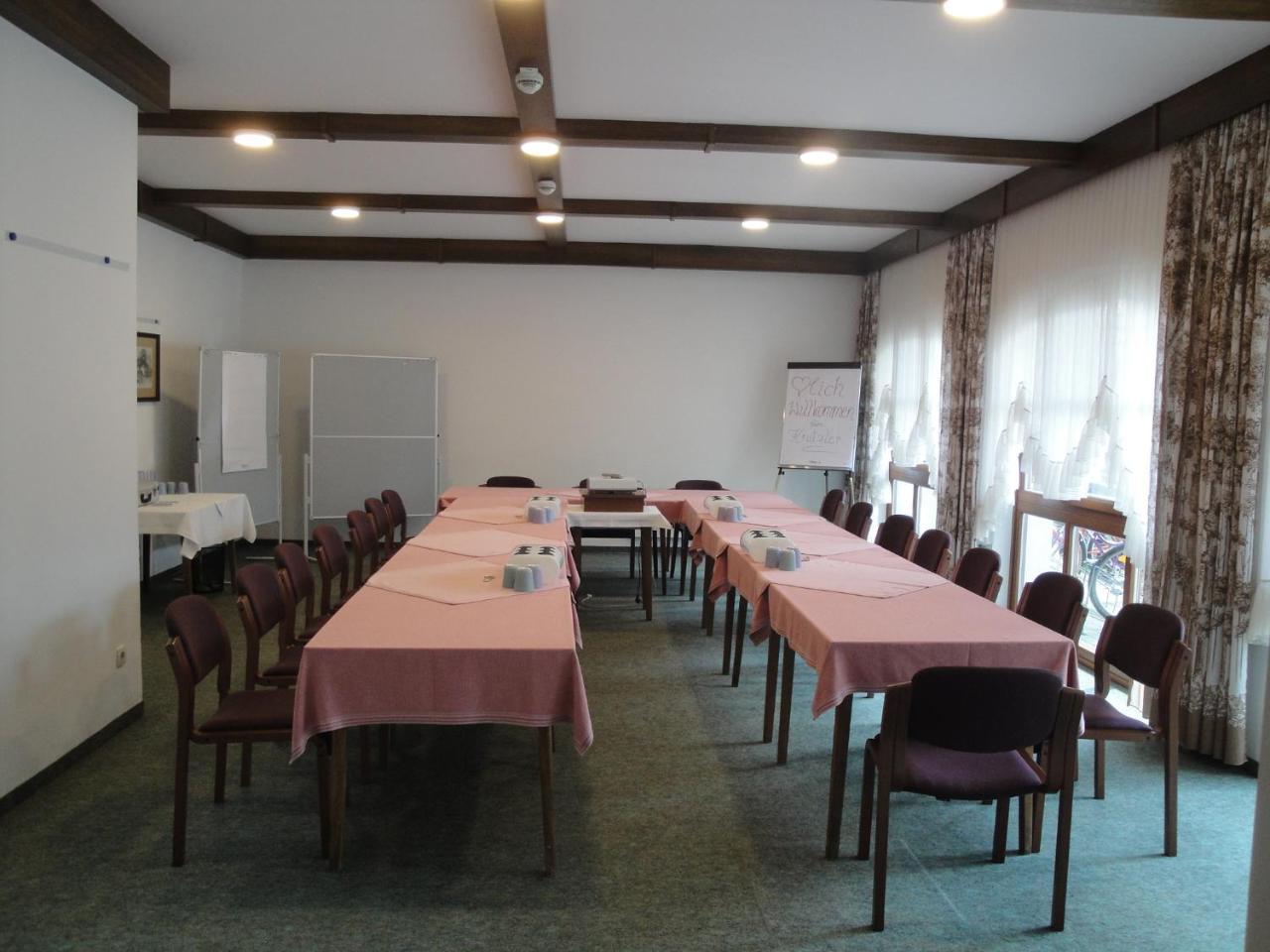 Genussgasthof & Hotel Beim Krutzler 하일리겐브런 외부 사진